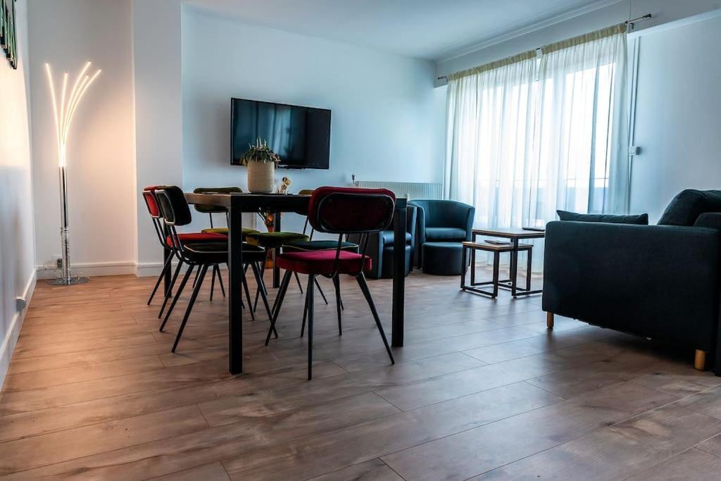 Bel Appartement Au Bord De L'Allier Classe 4* Віші Екстер'єр фото